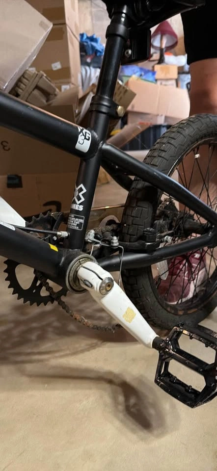 X games bike with pegs - photo 3