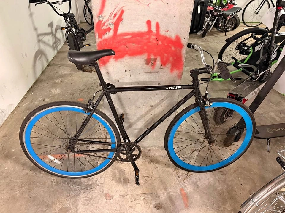 Pure Fix Fixed Gear Bicycle