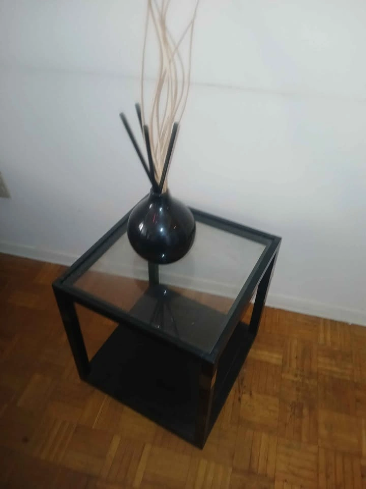 Side table with glass surface moving out sales - photo 2