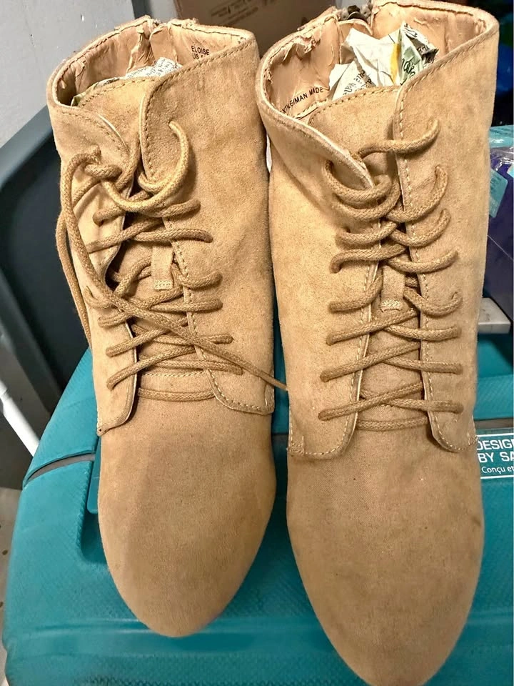 Women Boots