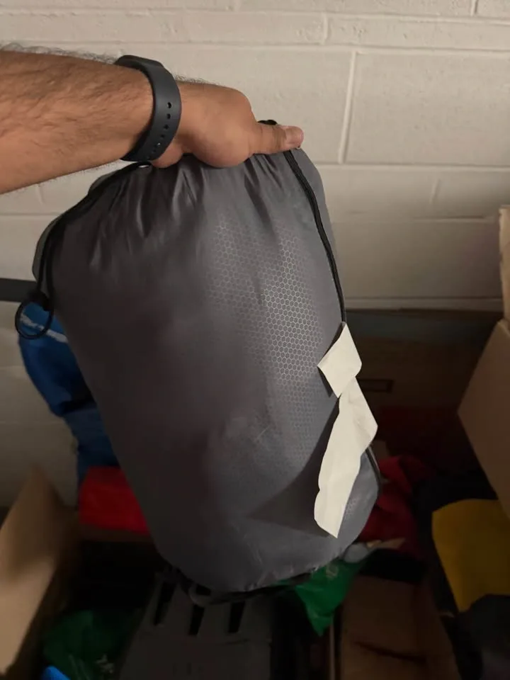 Sleeping Bag x 2 (Each for $30) - photo 4