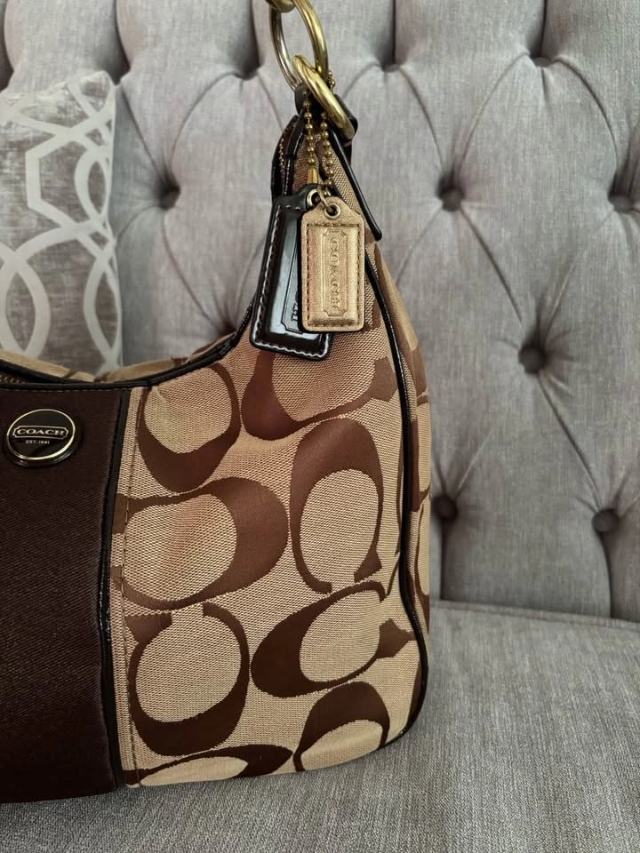 Coach Y2K Canvas Shoulder Bag w/ Cross Body Strap - photo 2