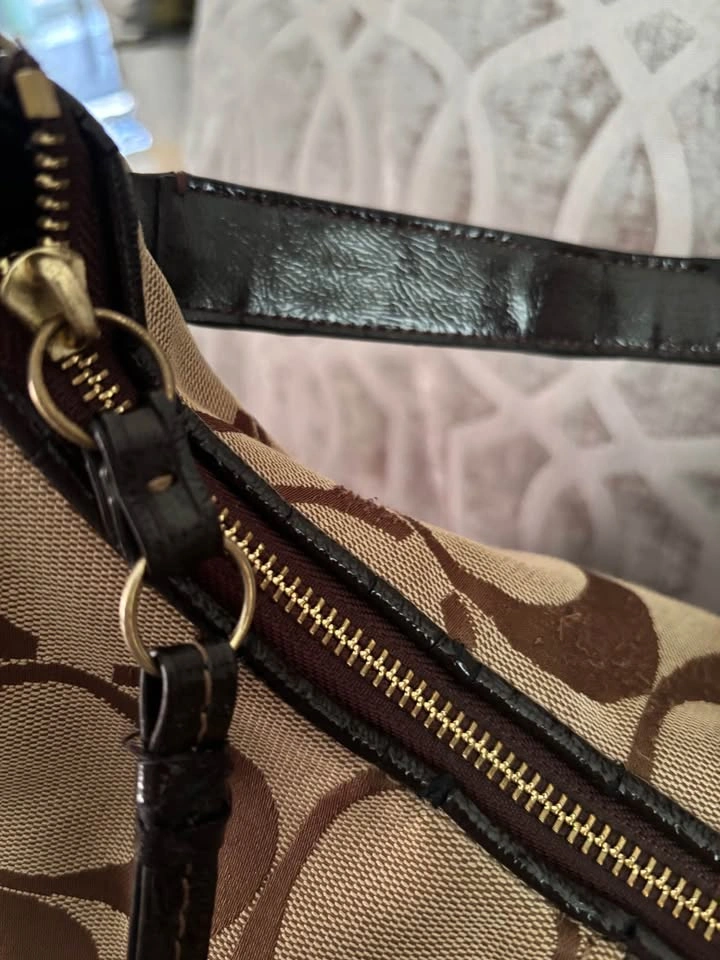 Coach Y2K Canvas Shoulder Bag w/ Cross Body Strap - photo 3
