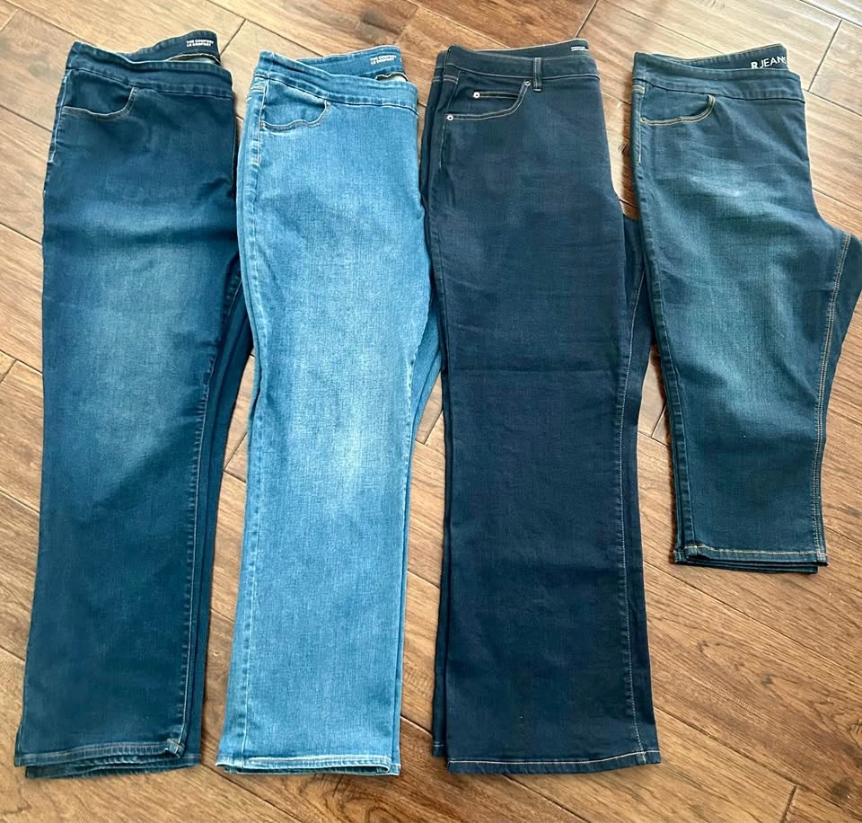 Reitmans Women’s Jeans Bundle – Size 36 (4 Pairs) - photo 2
