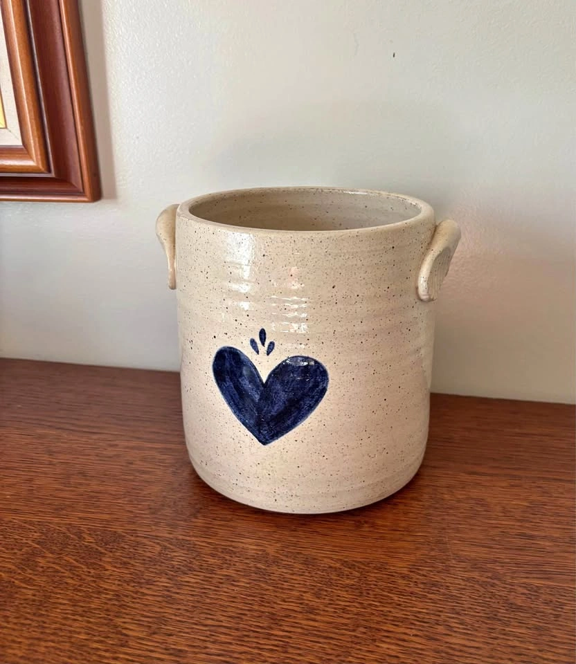 Vintage Hesperus Pottery PEI Speckled Stoneware Cobalt Heart Cro