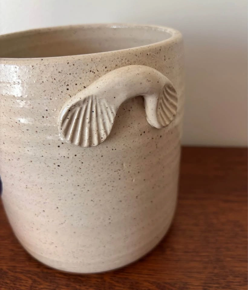 Vintage Hesperus Pottery PEI Speckled Stoneware Cobalt Heart Cro - photo 3