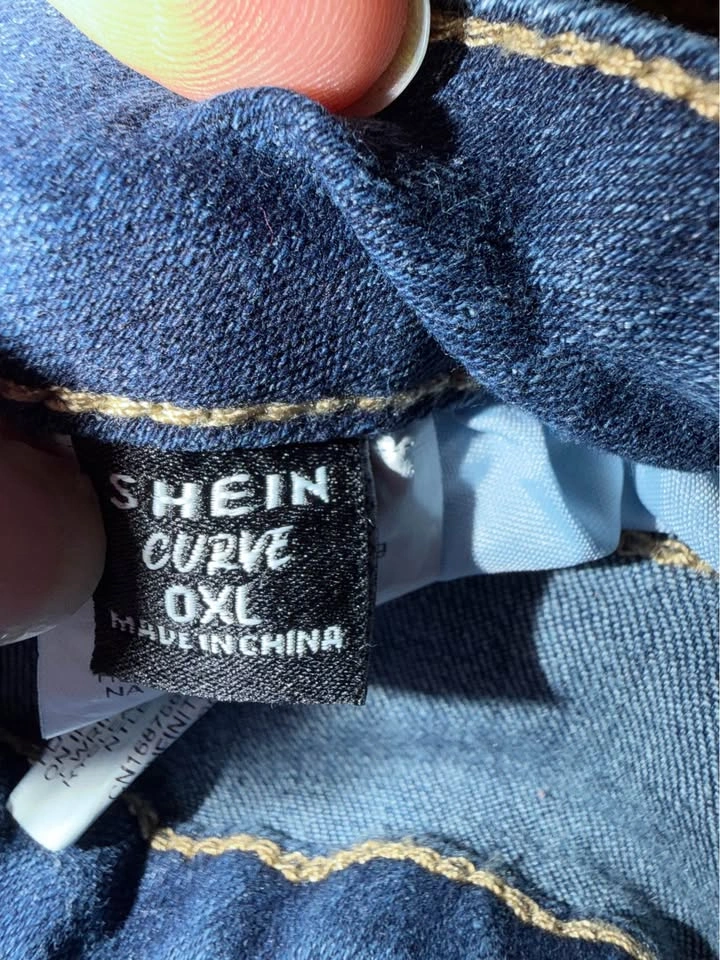 Jeans – Size 0XL – NEW - photo 5