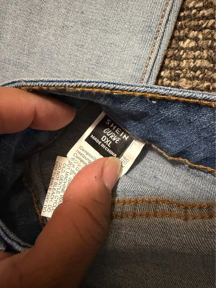 Jeans – Size 0XL – NEW - photo 4