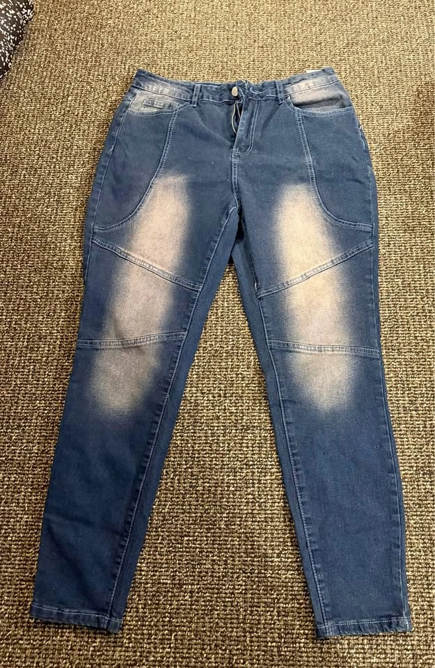 Jeans – Size 0XL – NEW