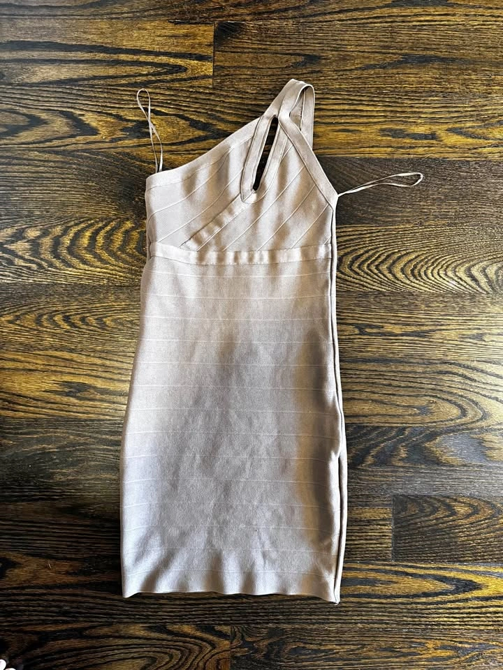 Guess bandage dress