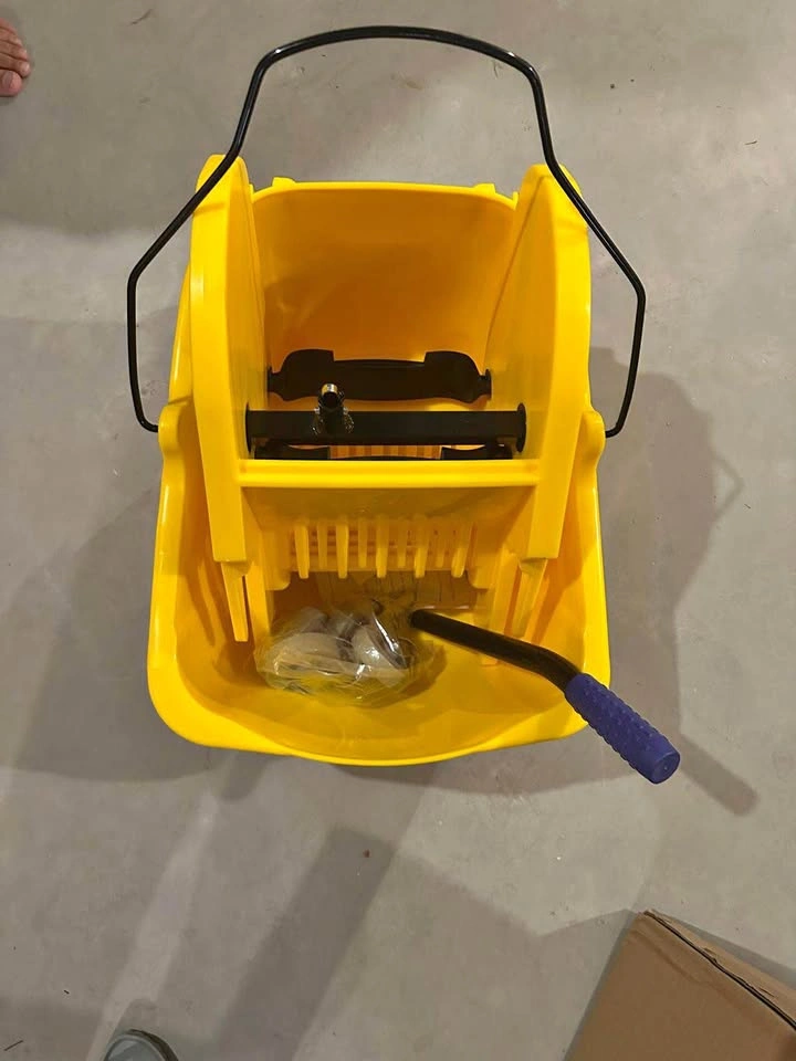Downpress Wringer Bucket Combo – 3.3L – Brand New