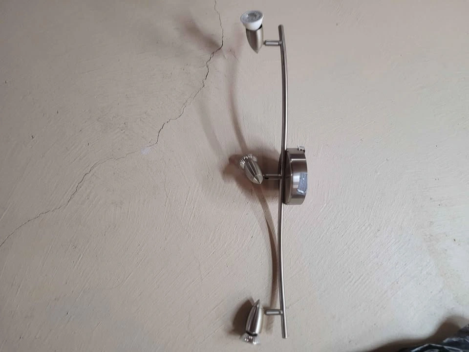 Track lights - photo 2