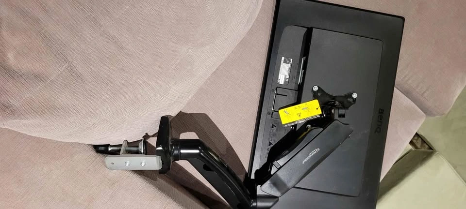 24" monitor with desk arm