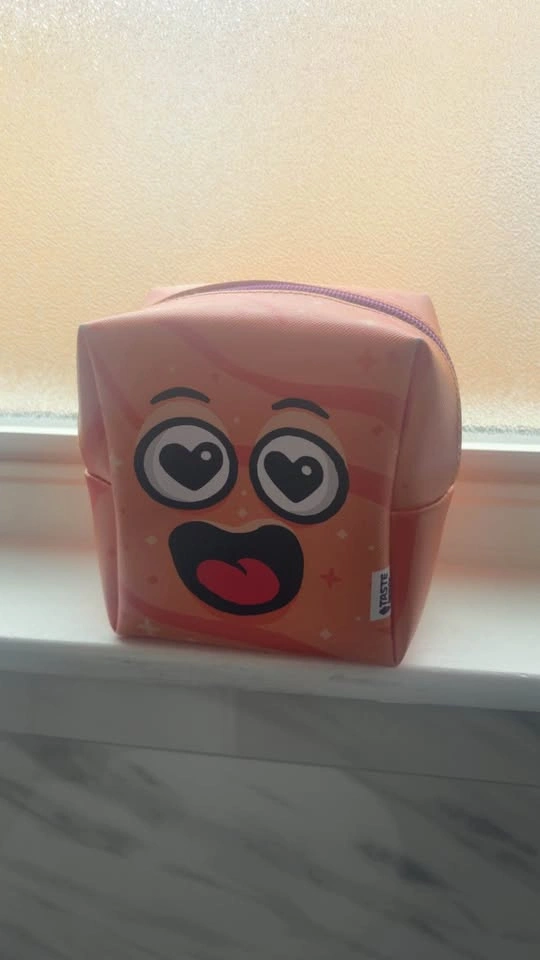 Cinnamon Toast Crunch travel/makeup bag - photo 2