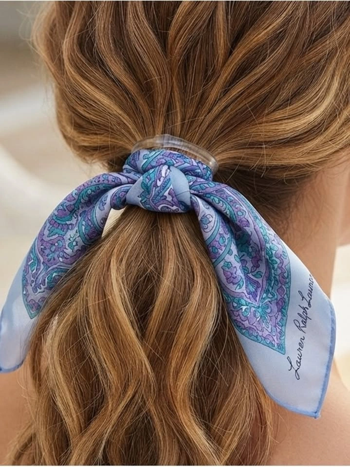 Lauren Ralph Lauren Blue Floral Paisley Square Scarf 21" x 21"
