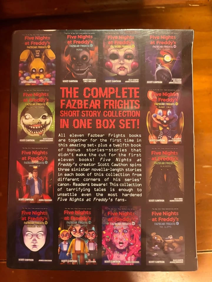 Five Nights at Freddy’s Book Collection (12-Pack) - photo 2
