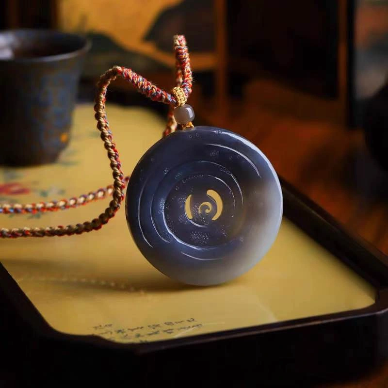 💜 Rare "Smoky Purple" Natural Hetian Jade Lotus Pendant - photo 4