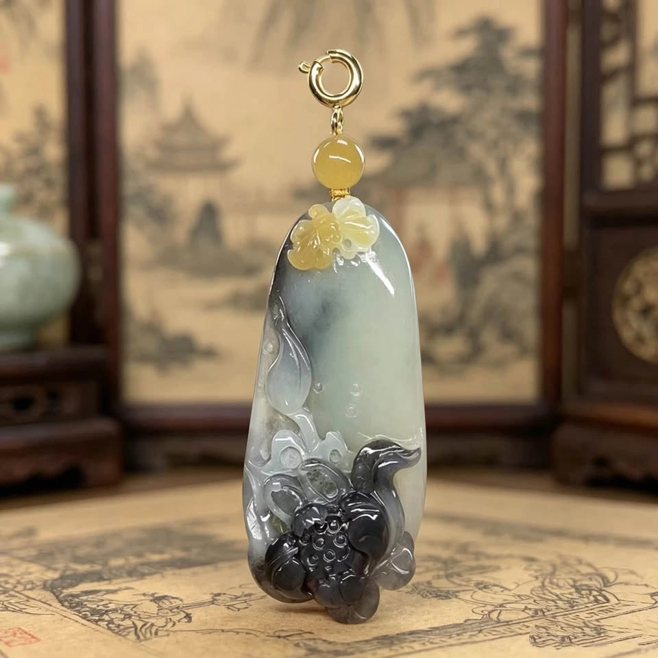 Ink Wash Jade Lotus Pendant - photo 3