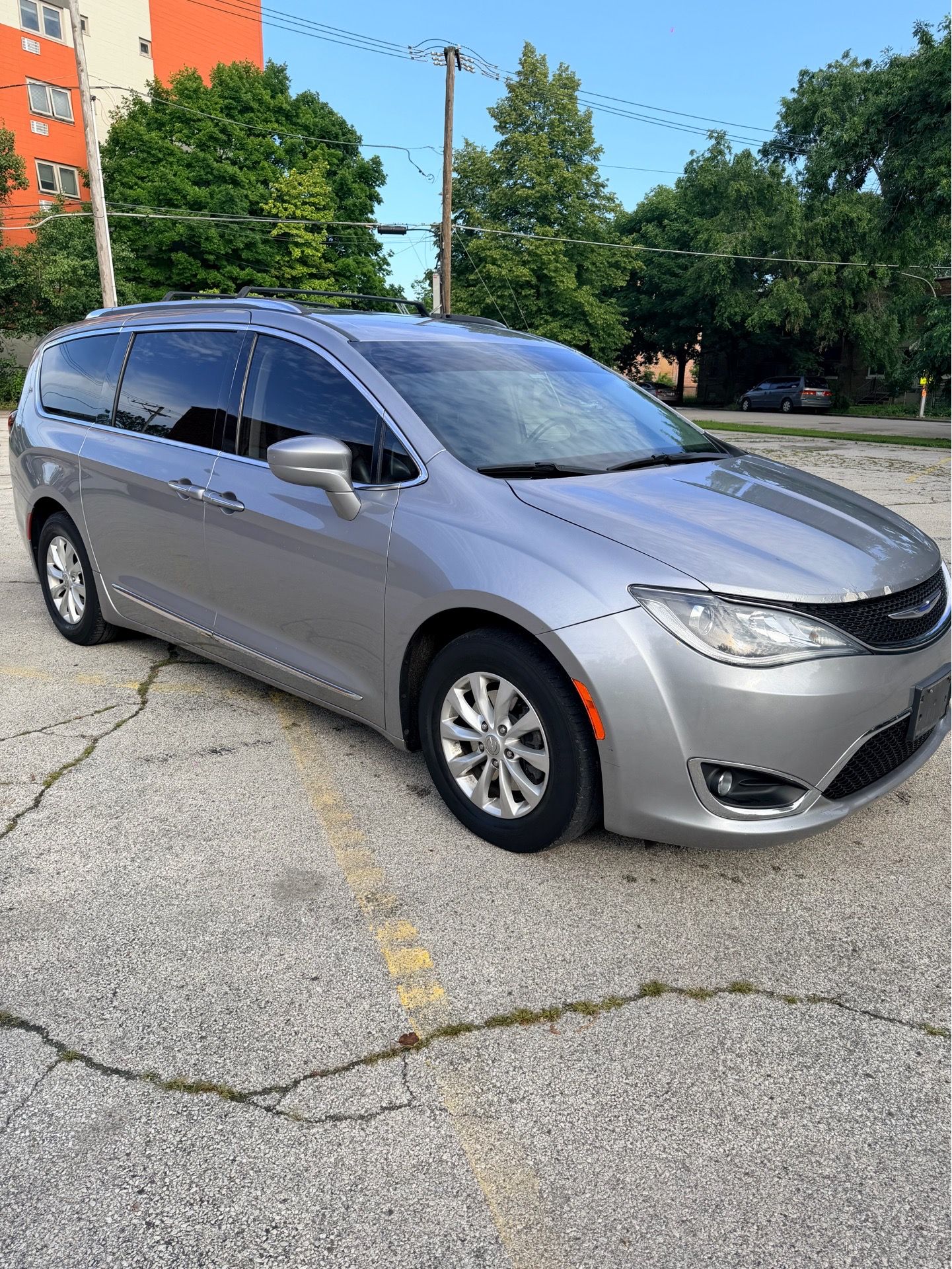 2019 Chrysler Pacifica - photo 2
