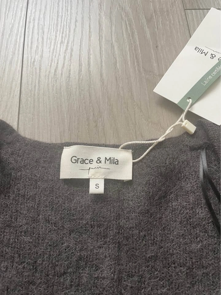 Grace & Mila charcoal square neck knit, very soft, S, NWT - photo 4