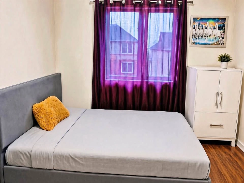 Private room for rent