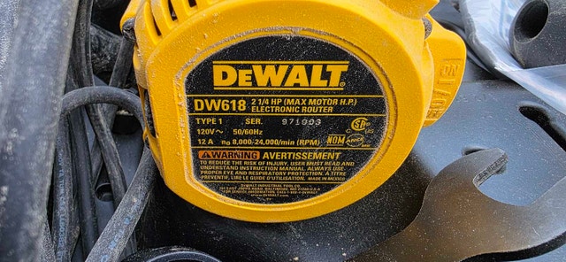 DeWalt DW618PK Router - photo 3