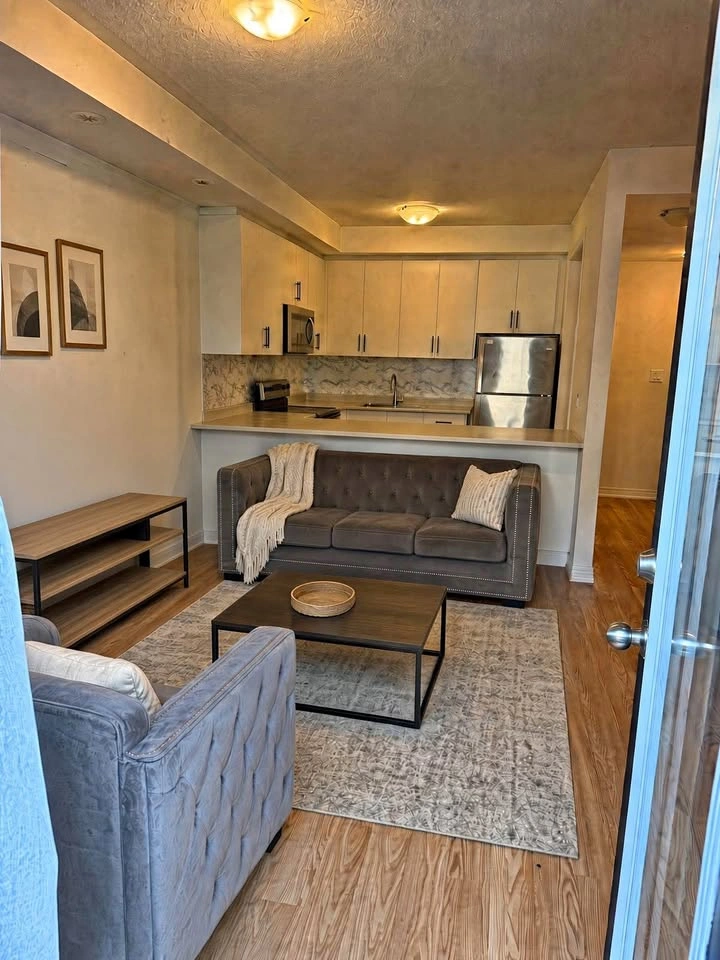 2 Beds 2 Baths - Apartment