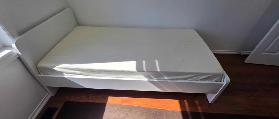 IKEA Twin Bed Frame with slatted base - photo 4