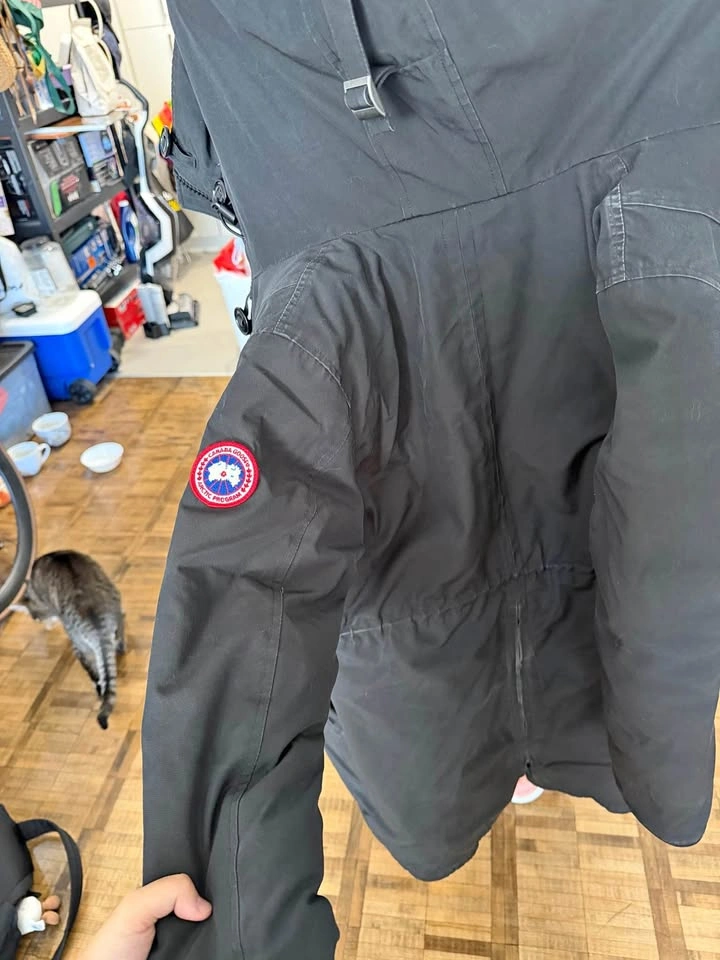 Canada Goose Rossclair Parka - Woman Medium Size - Black