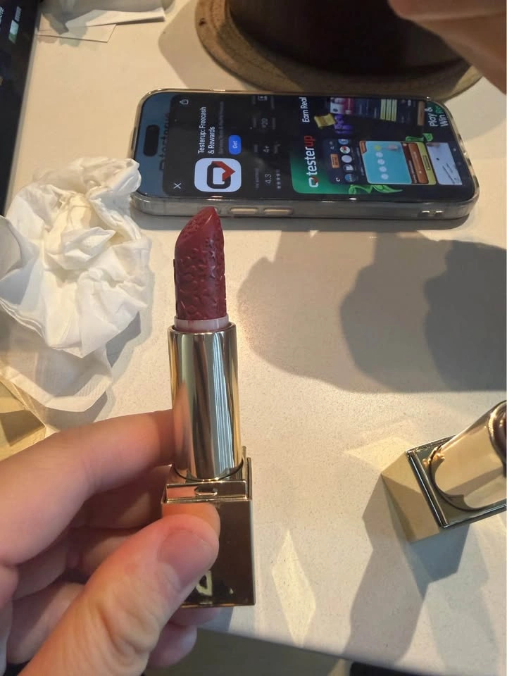 Estée Lauder Pure Color RED Lipstick 540 IMMORTAL Christmas - photo 3
