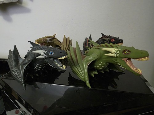 Titans Vinyl Figure Game of Thrones Dragons Set of 4