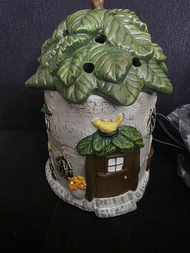 SCENTSY FAIRYTALE COTTAGE Ceramic FULL SIZE PREMIUM Wax Warmer N