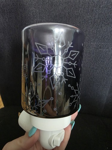 Scentsy Crystal Christmas Plug-In Nightlight Warmer Silver - photo 2