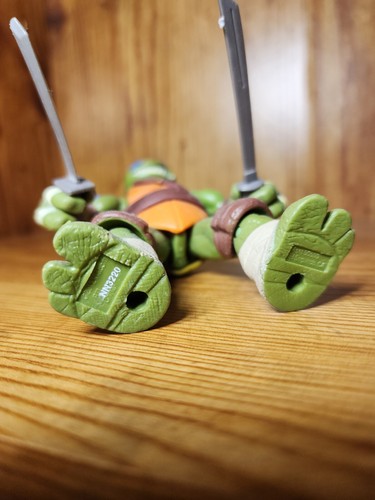 2012 Viacom TMNT Teenage Mutant Ninja Turtles LEONARDO 4.5" - photo 4