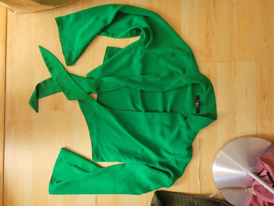Contemporary Green Tie-Front Blouse Size S - photo 3