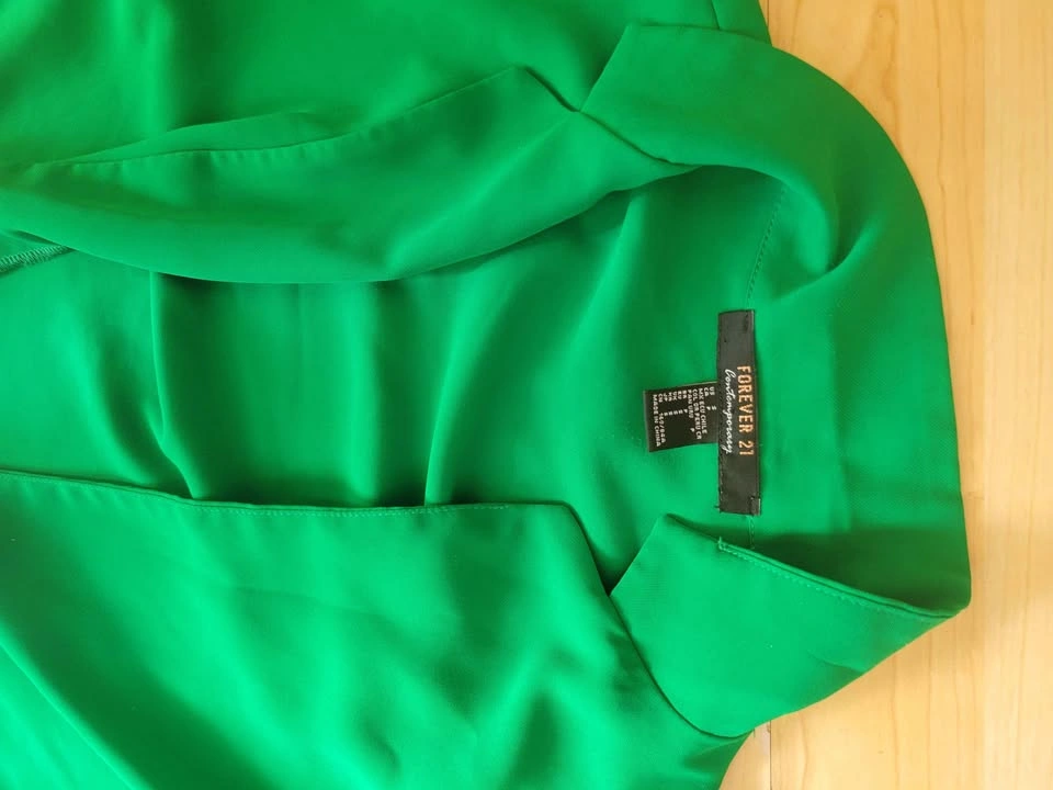Contemporary Green Tie-Front Blouse Size S - photo 4