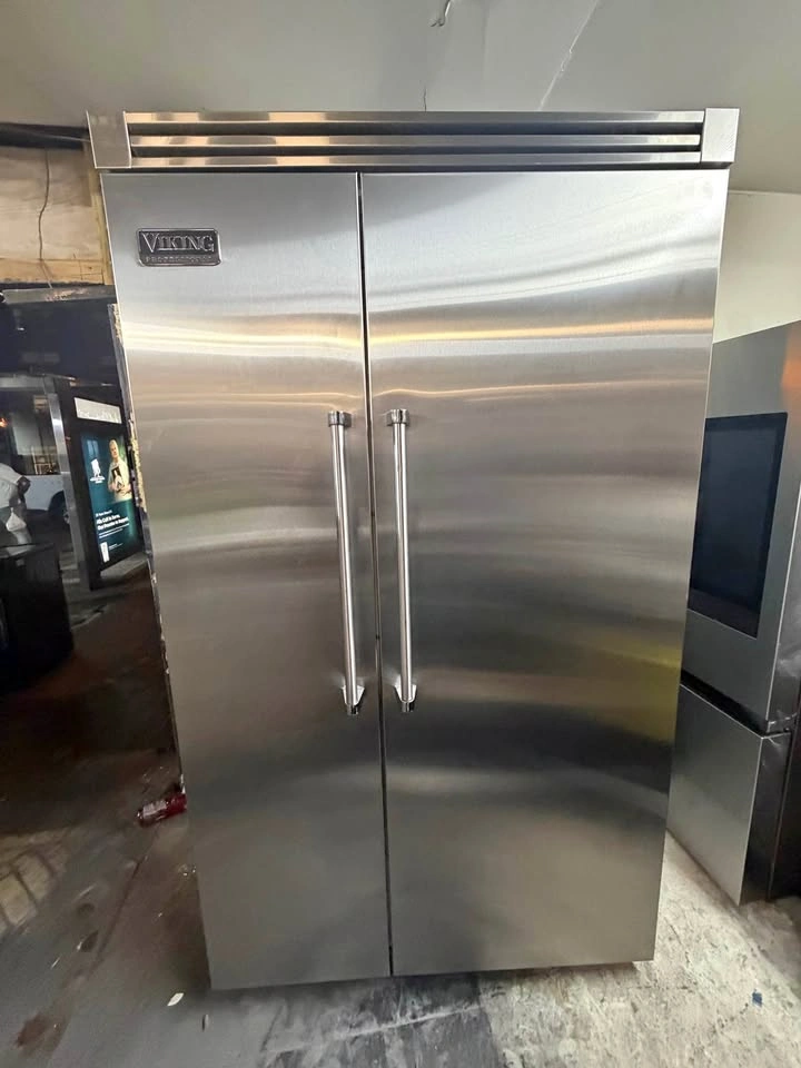 Viking Professional Side-by-Side Refrigerator