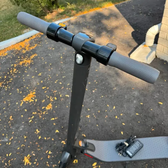 Segway Ninebot E22 Scooter thumbnail