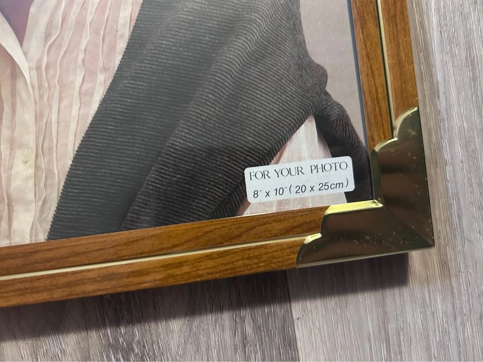 Wood and Gold 8x10 Picture Frames - photo 2