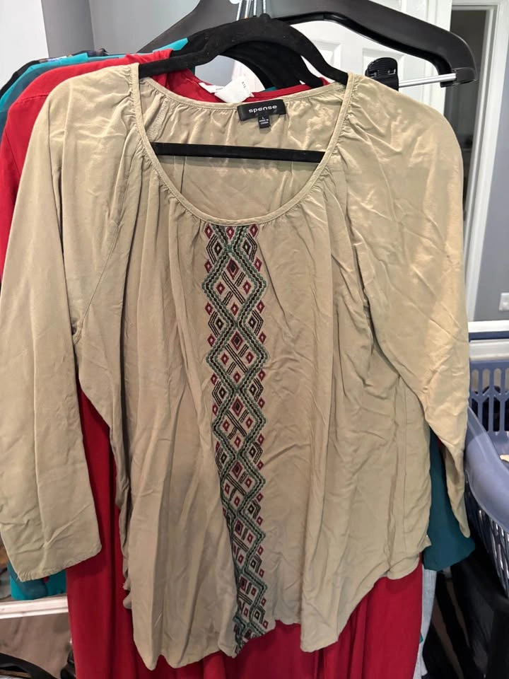 Women's Blouse Bundle Size Large - Calvin Klein, Ivanka Trump - photo 2