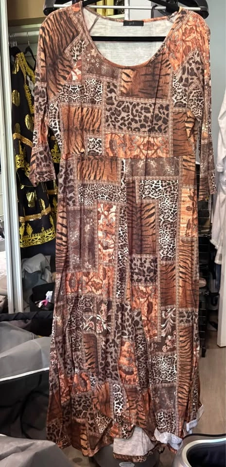 SHEIN and Assorted Long Sleeve Maxi Dresses Bundle - Lot of 5 - photo 5