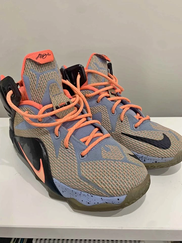 Nike LeBron 12 Easter Size 4Y