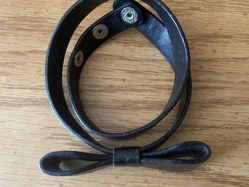 Black bow leather bracelet with double band wraparound - photo 2