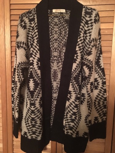 Black/white geometric Cardigan Sweater - Womens Med