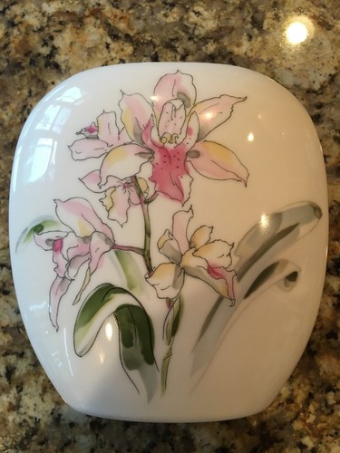 Vintage 1970s White Porcelain Floral Vase with Gold Rim