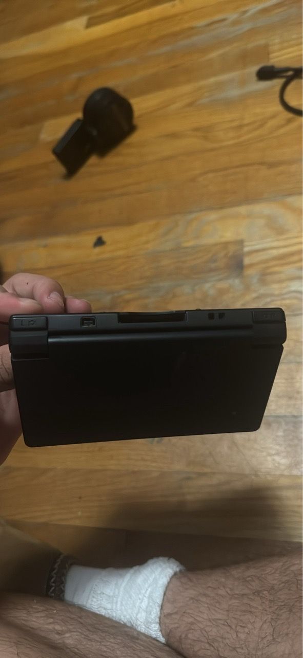 Nintendo DSI - photo 4