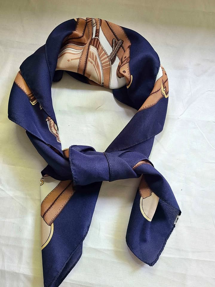 Vintage scarf by Jim Renoir