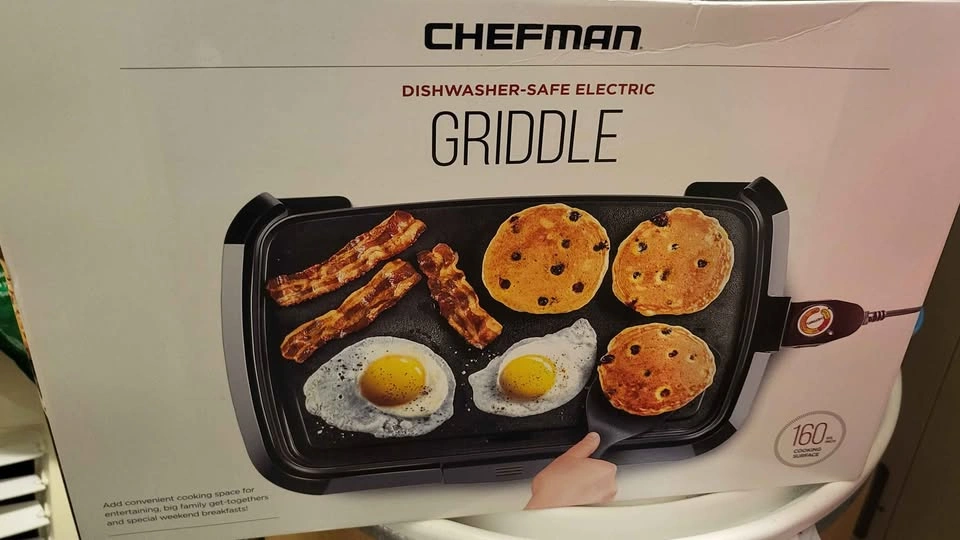 Brand New Chefman Dishwasher-Safe Electric Griddle (160 Sq. In.) - photo 2