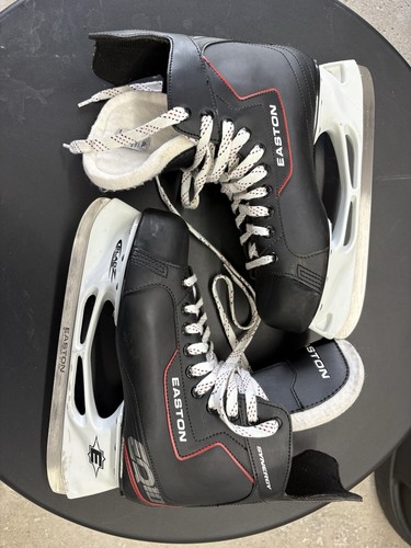 Easton Synergy Hockey Skates Size 10 w/ Blade Guards - photo 2