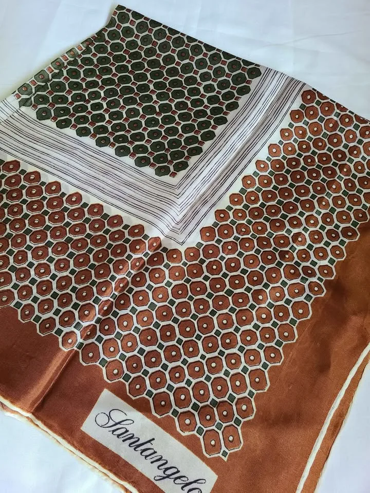 Vintage Ladies scarf image indicator(2)